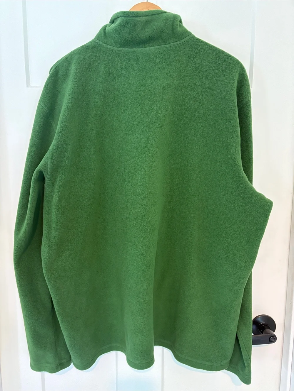 Like new North Face Men’s Green Half-Zip Fleece Pullover